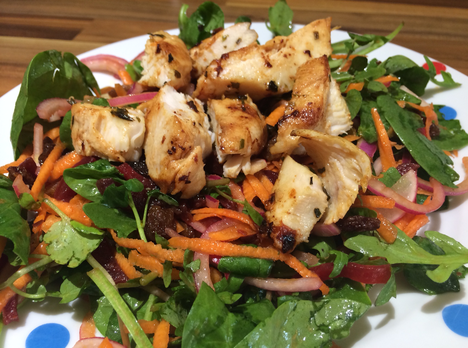 Beetroot & carrot salad with shredded chicken