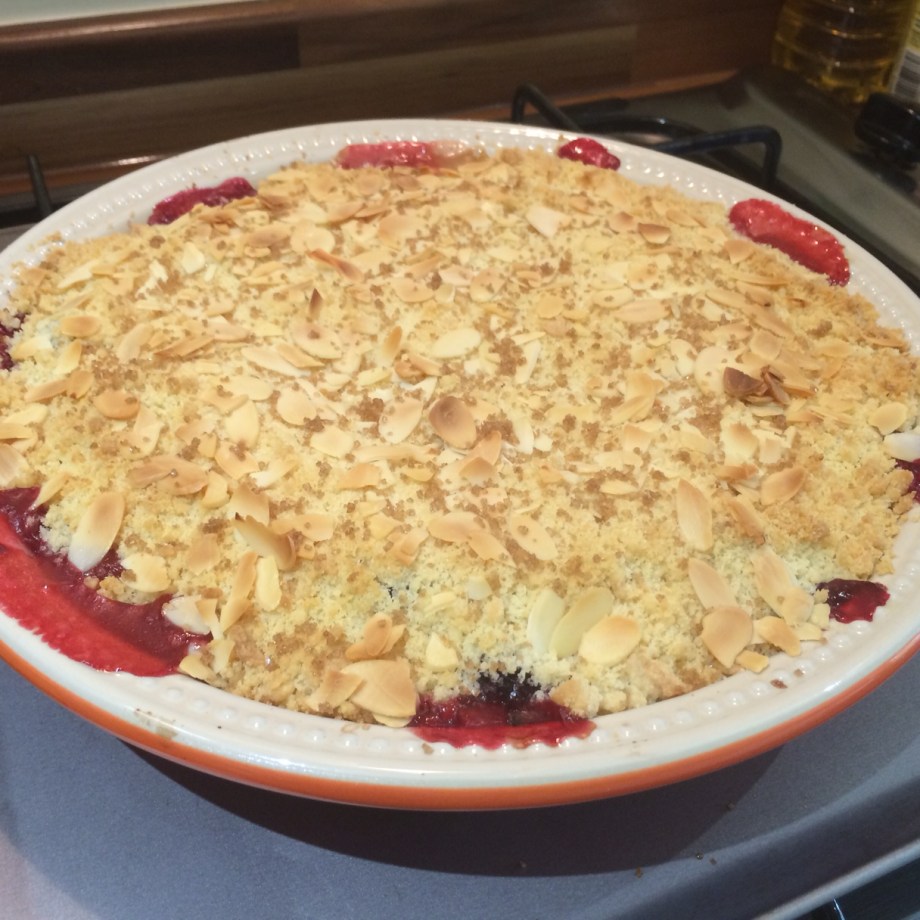 Apple and blackberry crumble
