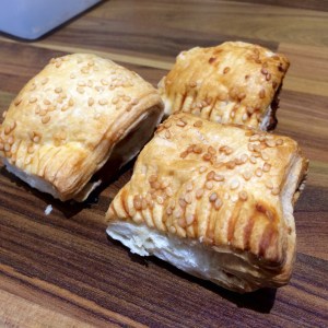 Sesame sausage rolls