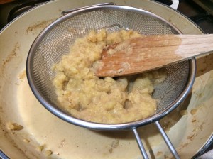 Duck with confit of apple cider sauce