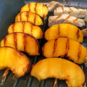 Griddled peach chicken feta salad