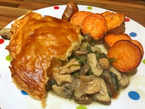 Chicken, spinach and mushroom pie